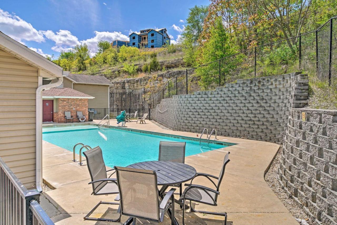 Cozy Branson Condo With Balcony And Mountain Views Eksteriør billede